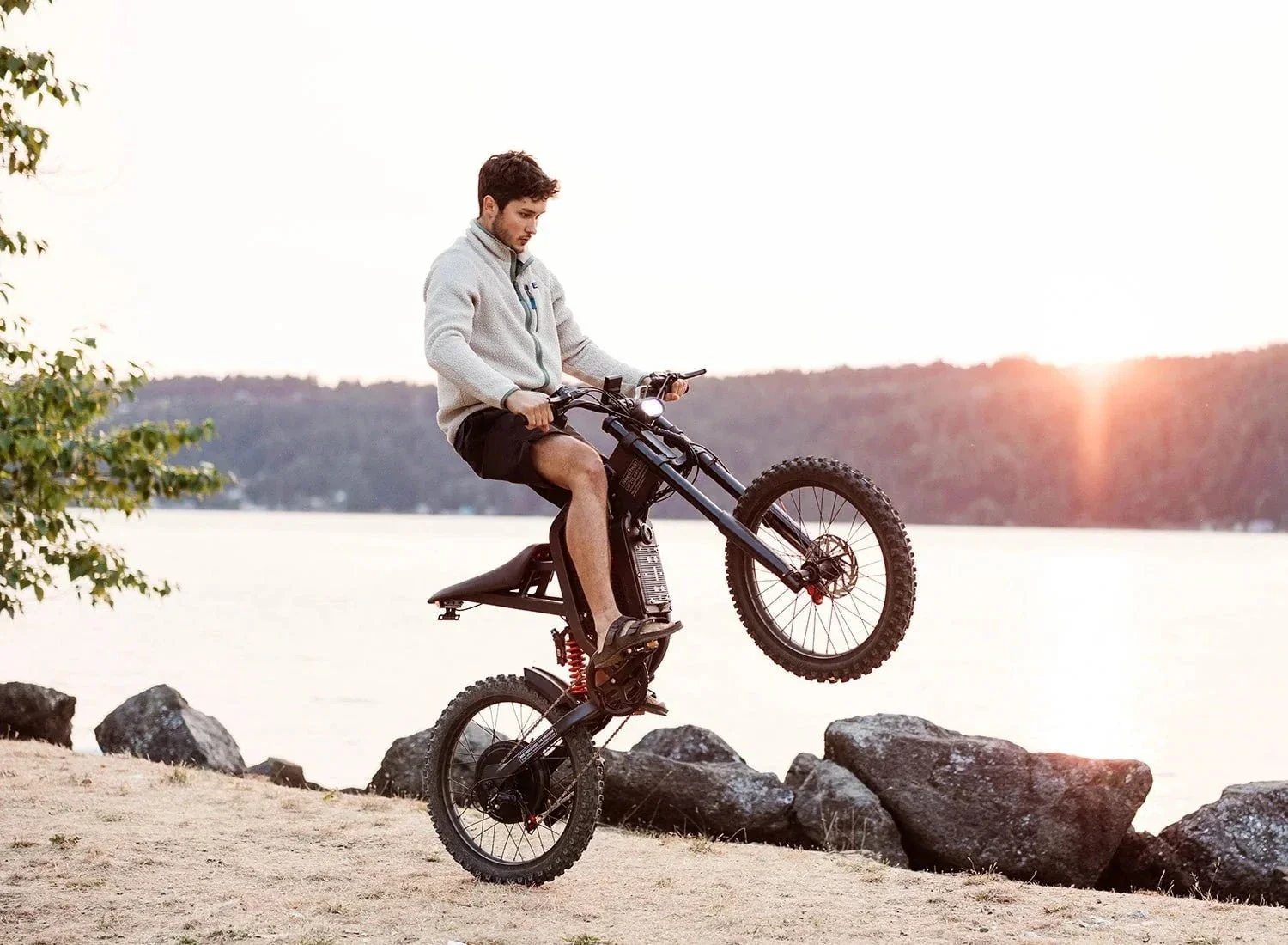 Freego X2 Dirt Master Off Road Electric Dirt Bike - 60V, 30Ah, 6000W peak, 50 MPH max speed, full suspension, hydraulic brakes, Shimano 7-gear - 100% Financing Available - Image 3