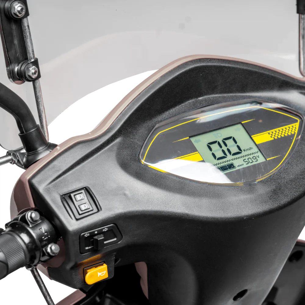 GIO REGAL ELECTRIC MOBILITY SCOOTER - 48V 20Ah 500W, top speed 15 MPH, range 30 miles, max load 440lbs - Image 11