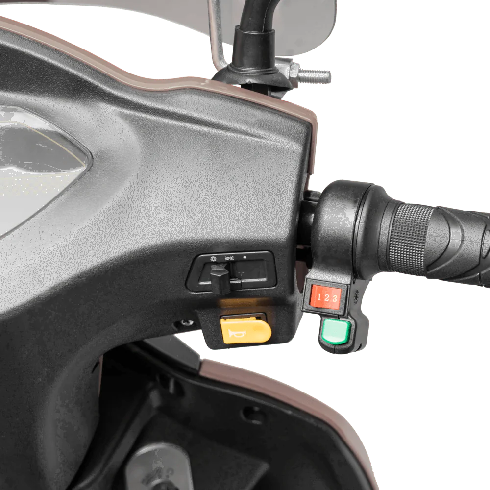 GIO REGAL ELECTRIC MOBILITY SCOOTER - 48V 20Ah 500W, top speed 15 MPH, range 30 miles, max load 440lbs - Image 12