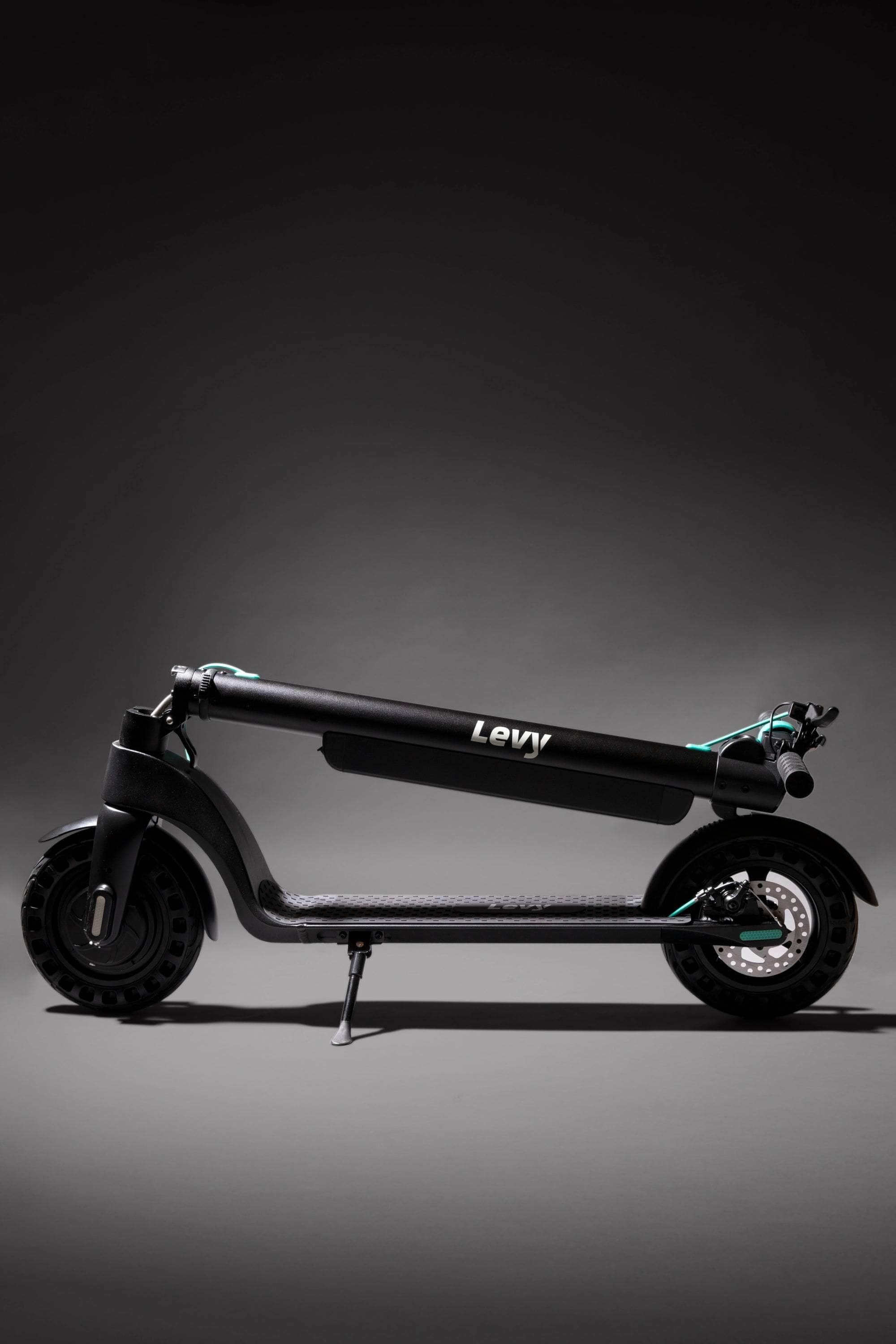 Levy Plus Electric Scooter 36V 350W - 20 Mile Range - swap battery in under 10 sec to double your range! 100% Financing Available! - Image 9