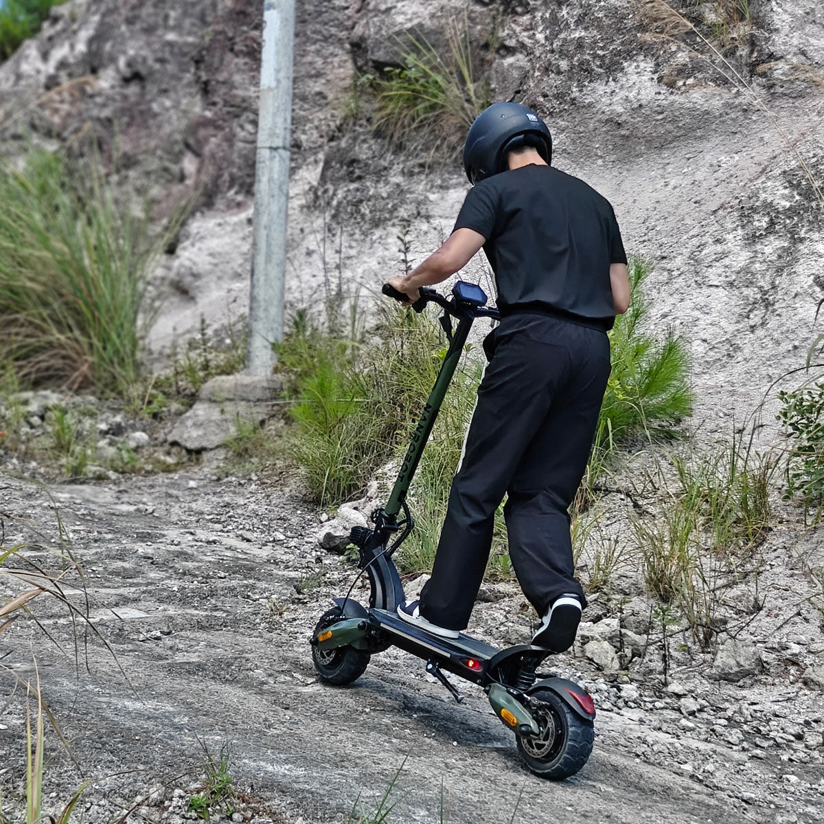 NANROBOT D6+MAX All-Terrain 45mph Electric Scooter - 1500W - 60V 30Ah - 75 miles range - 100% Financing Available! - Image 8